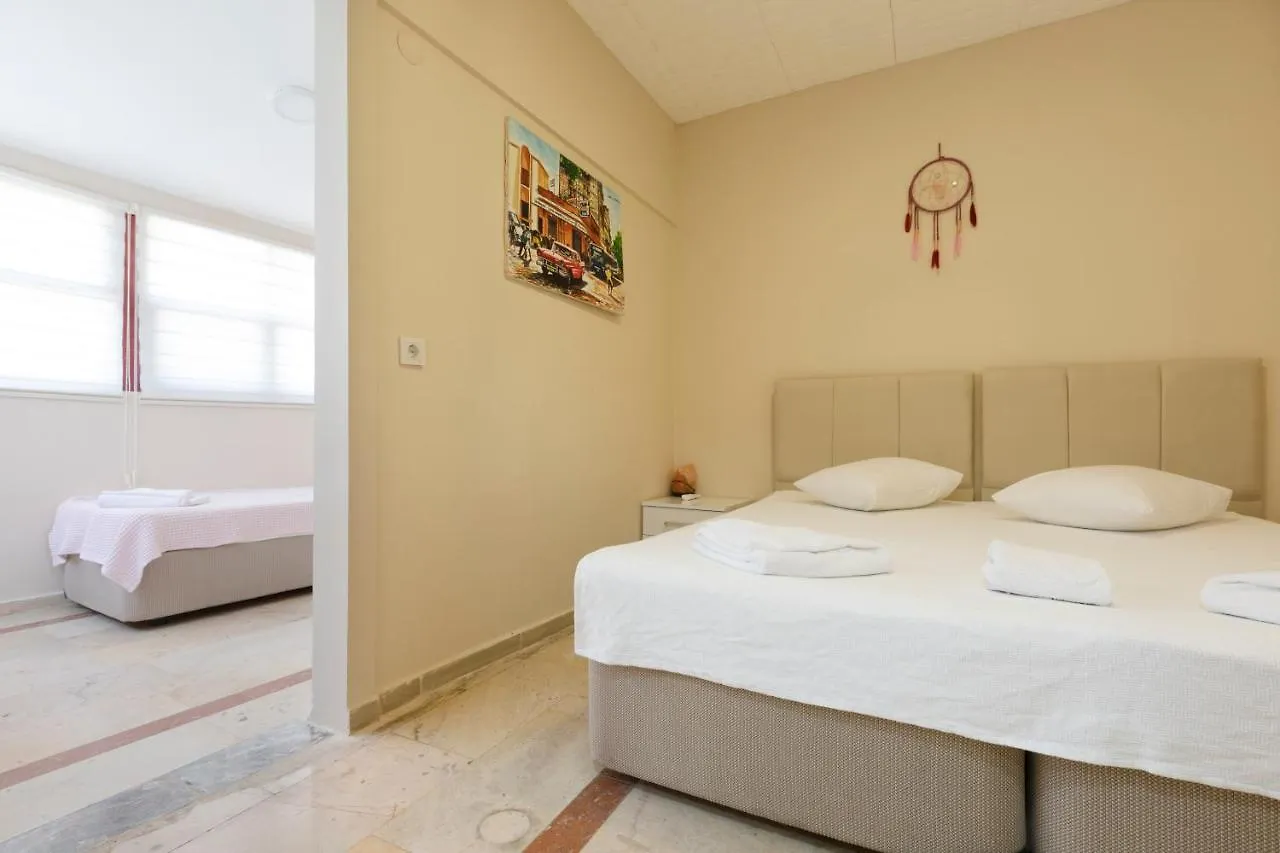 Bed and Breakfast Hayalbaz Измир Отель типа 
